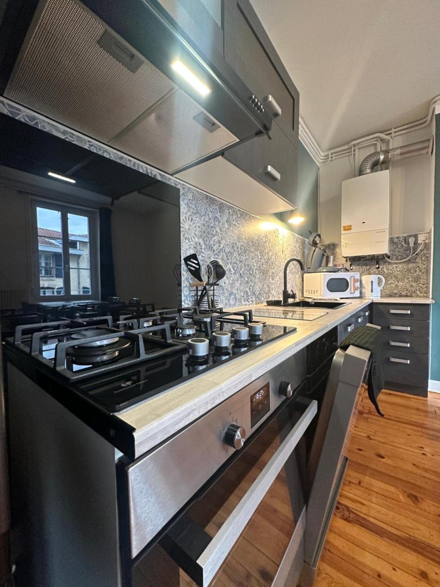 Appartement Moderne Le Puy-en-Velay Bagian luar foto