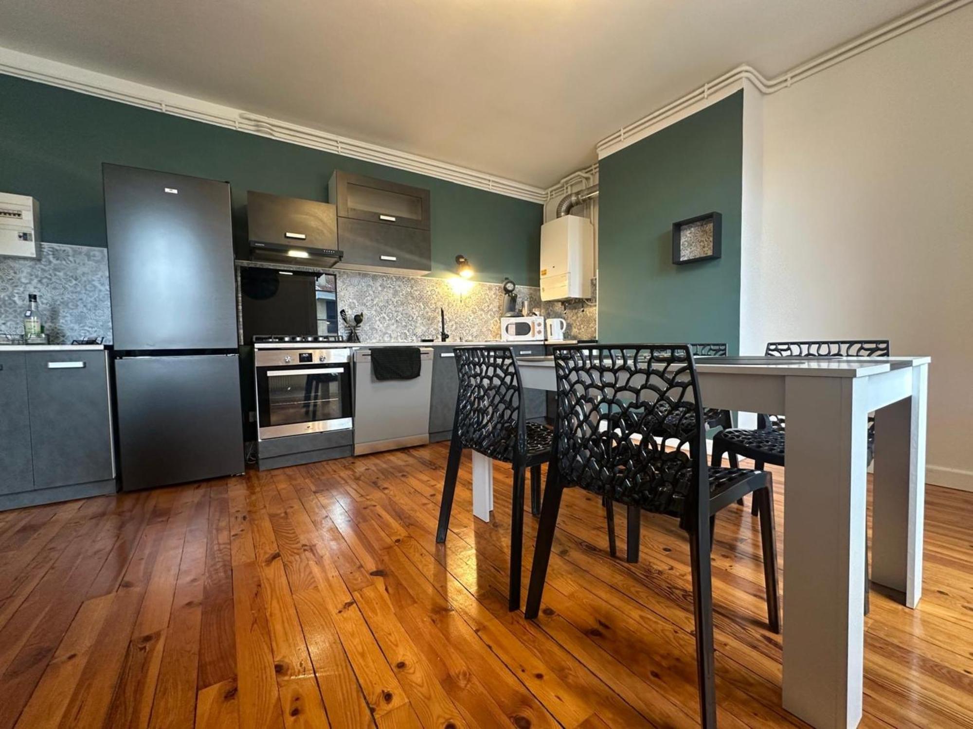 Appartement Moderne Le Puy-en-Velay Bagian luar foto