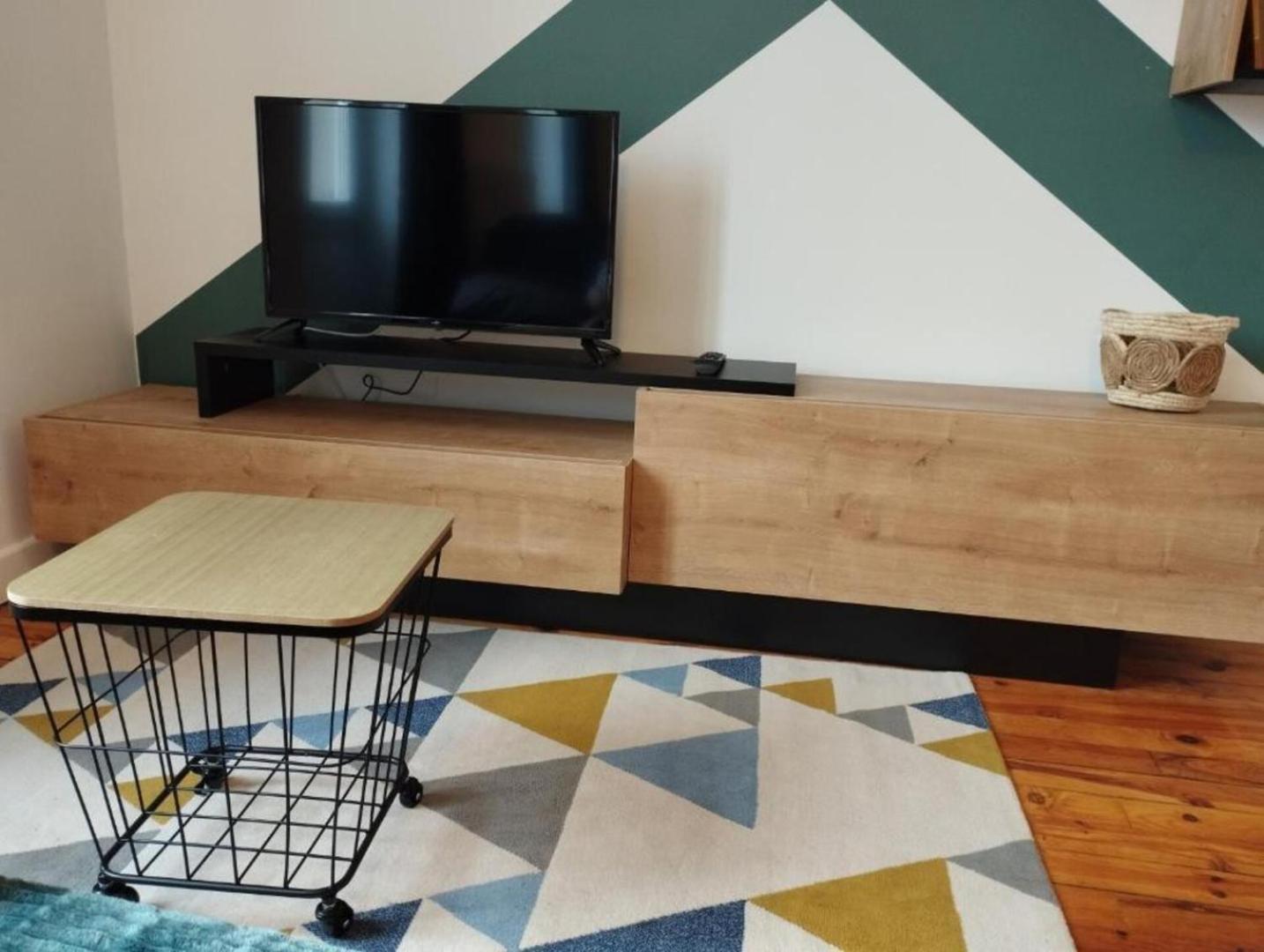 Appartement Moderne Le Puy-en-Velay Bagian luar foto
